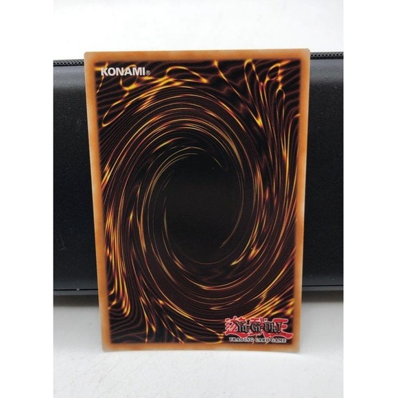 Yugioh Armory Arm LC5D-EN034 1st Edition Secret Rare Legendary 5Ds NM Condition - Picture 2 of 2